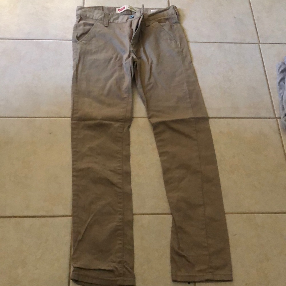 Levi’s pants